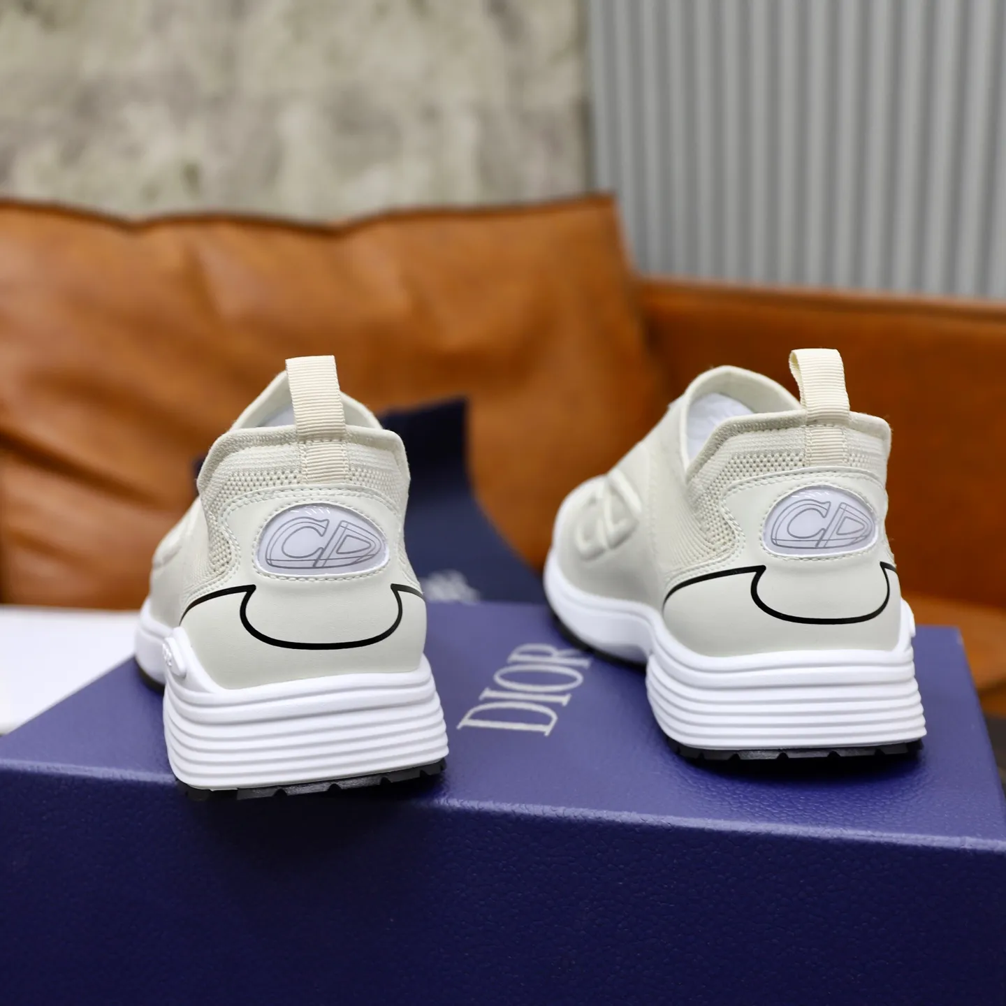 Men's shoes: 520💰Dior Dior B30 latest hot model shipped, original 1:1 manufacturing ▪️ Fabric: Original custom fly woven ▪️ Lining: Imported breathable mesh ▪️ Sole: Original molded non-slip outsole ▪️ Size: 38-46 (45, 46 custom-made, non-refundable)